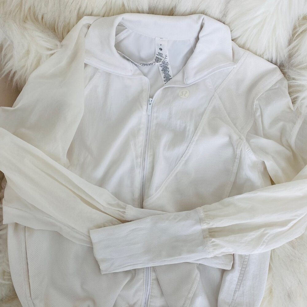 Lululemon Mesh White Jacket - Picture 3 of 5